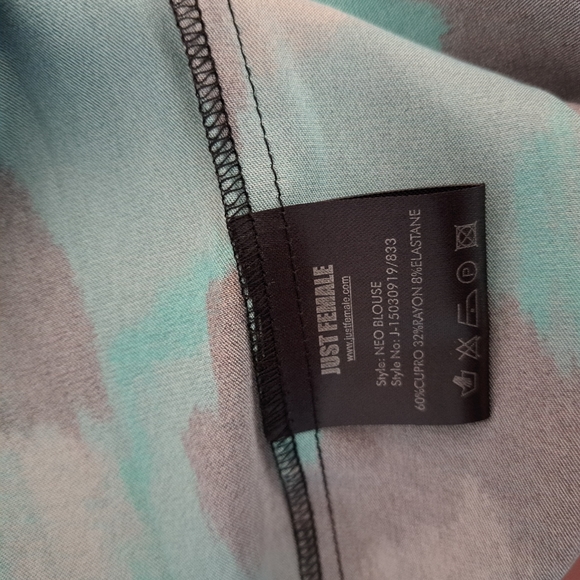 Just Female Neo Long Sleeve Crew Neck Blouse Abstract Print Green & Black SZ M - Picture 7 of 12